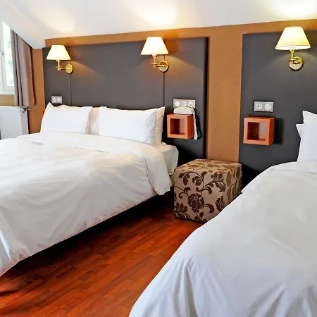 Logis La Breche De Roland Gèdre