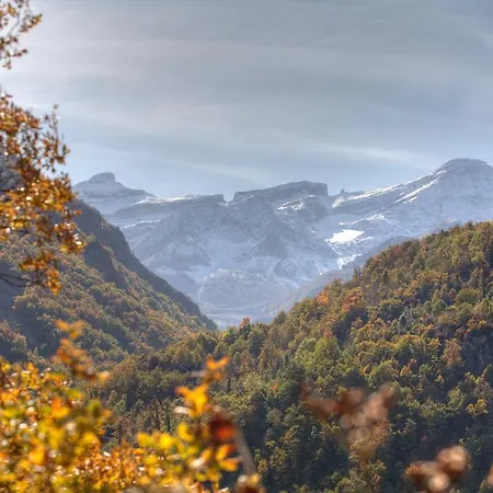 Logis La Breche De Roland 3*