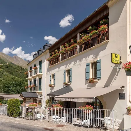 Logis La Breche De Roland Hotel