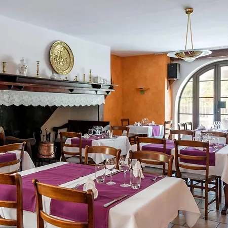 Logis La Breche De Roland