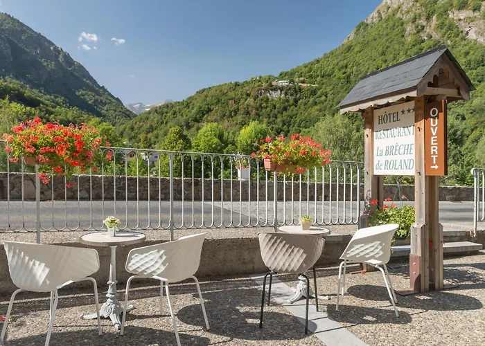 Logis La Breche De Roland Gedre