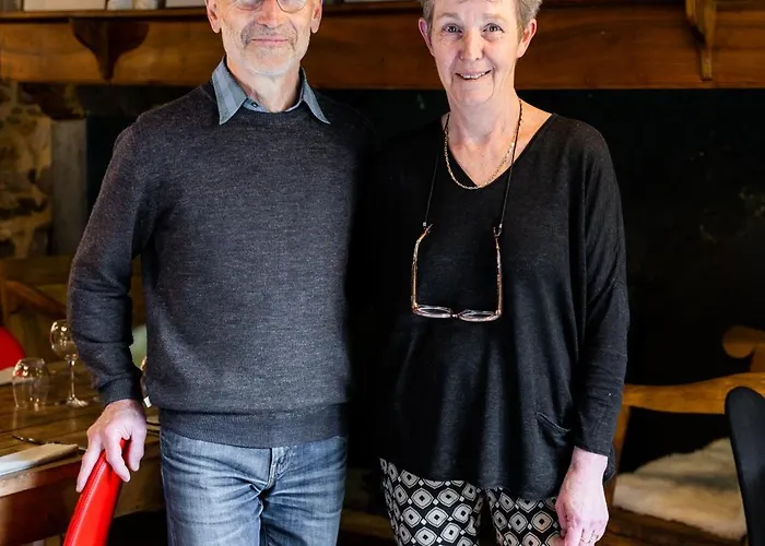 Hotel Logis La Breche De Roland