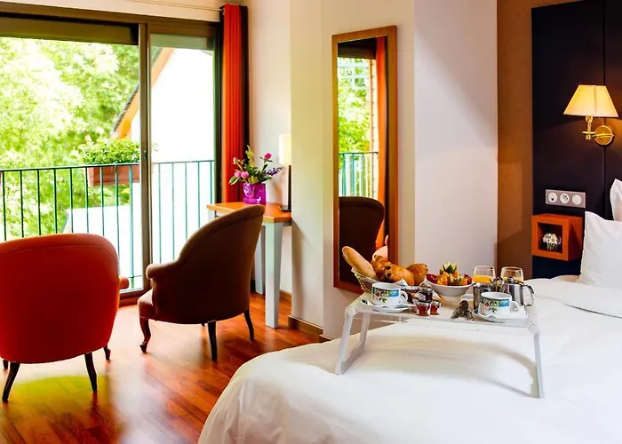 Logis La Breche De Roland