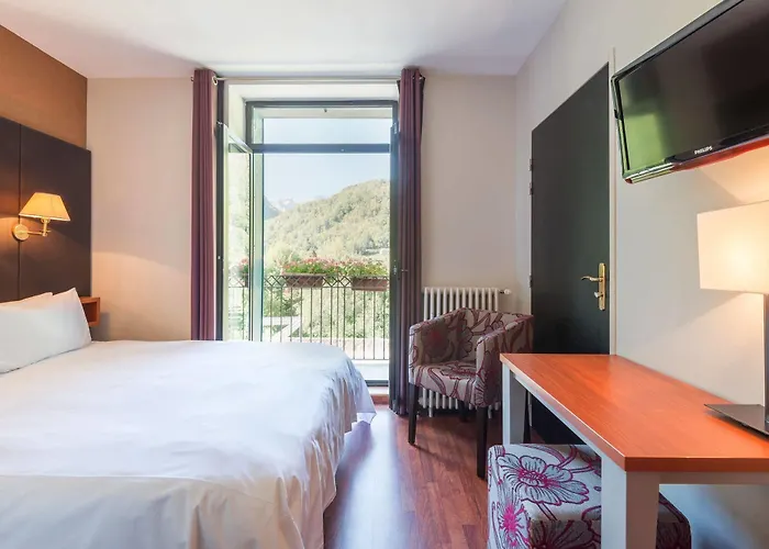 Logis La Breche De Roland 3*