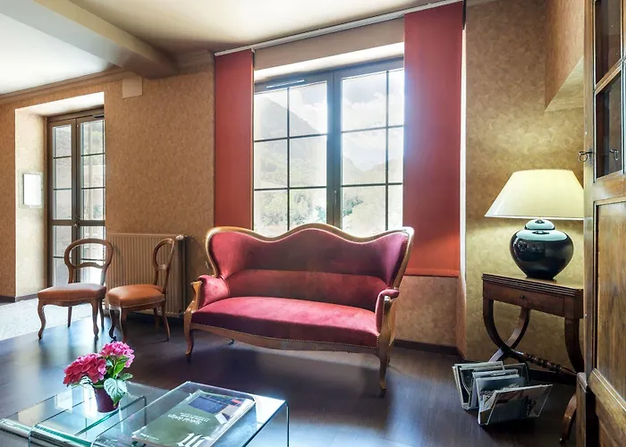 Hotel Logis La Breche De Roland 3*